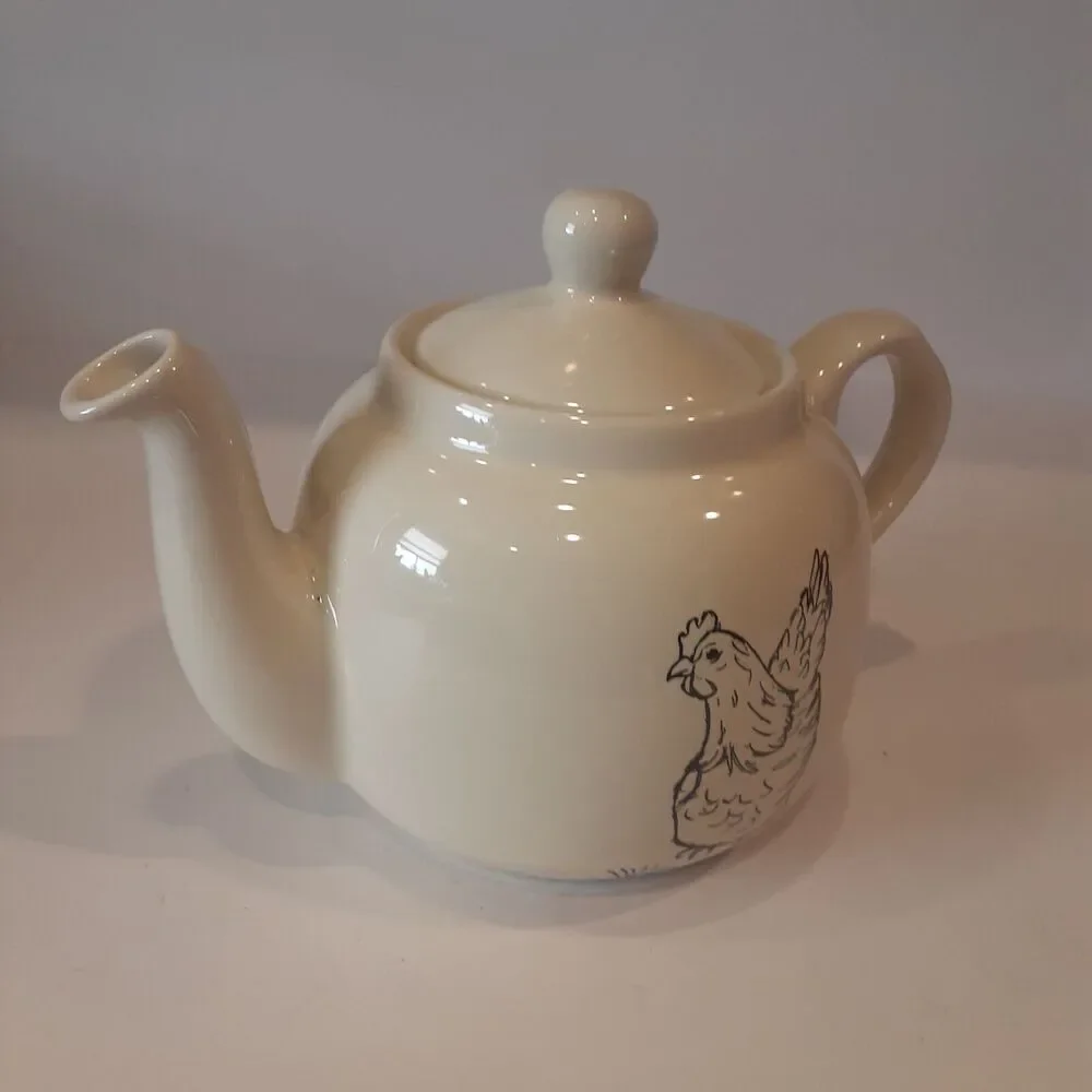 London Pottery Farmhouse Hen Teapot Cottage Farmhouse French Country